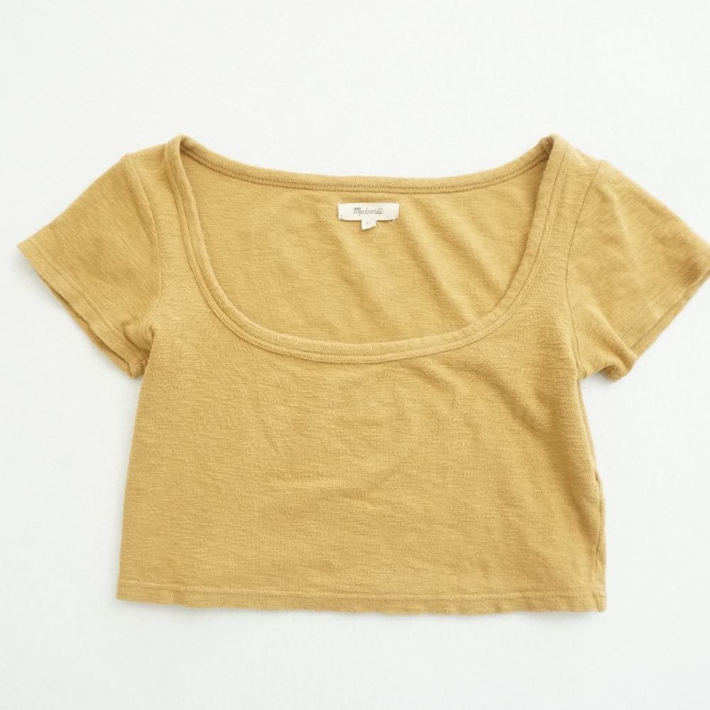 Madewell Westville Crop Tee Womens XS Short Sleeve Scoop Neck Sahara Sand Yellow